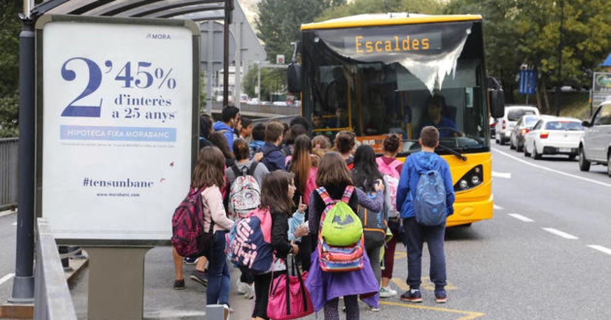 Aplicació de seguiment del transport escolar