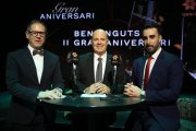 El conseller delegat de Jocs SA, Marc Martos; el director del centre Unnic, Jose Fulgencio; i el director de Màrqueting, MICE & TT.OO., Pedro Moran, durant la roda de premsa de balanç del segon aniversari d'Unnic.