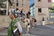 Cues per fer tràmits a Immigració la setmana passada