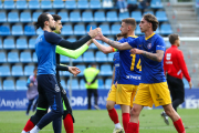 Els jugadors de l’FC Andorra celebrant el triomf contra el Burgos.