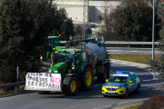 Concentració de la pagesia en una carretera.