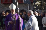 L'arquebisbe-bisbe d'Urgell, Joan-Enric Vives, amb mossèn Jaume Soy.