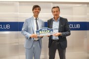 El cònsol de la capital, Sergi González, i el president de l’ACA Club, Enric Tarrado.