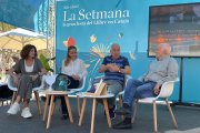 La filòloga catalana i professora de llengua i literatura, Roser Calvo, presentant el seu llibre 'La dèria de viatjar' en la Setmana del Llibre en Català a Barcelona