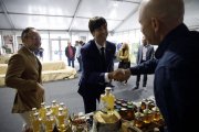 El cònsol major d'Andorra la Vella, Sergi González, i el cap de Govern, Xavier Espot, en la inauguració de la Fira aquest matí