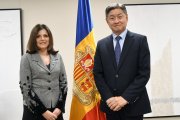 La ministra Tor amb l’ambaixador de Corea.