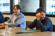 Carles Naudi i Víctor Pintos, en una reunió per tractar el problema de l’habitatge.