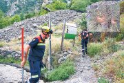 Els bombers es van desplaçar al rec del Solà per controlar un incendi, extingit per un veí.