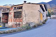 L’edifici de l’antic forn incinerador.