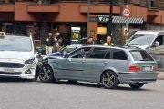 Els dos cotxes implicats en l'accident
