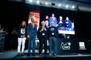Entrega del premi a Ferran Adrià durant la inauguració de l'Andorra Taste