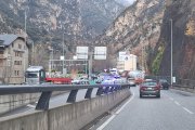 L'accident a la rotonda d'Aixovall.