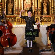 El Trio Baboons tocant.