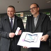Josep Anton Bardina i Albert Maluquer han presentat la plataforma de seguiment del transport escolar a Andorra