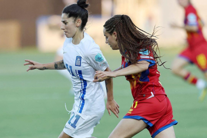 La selecció ha perdut 5-0 a Grècia