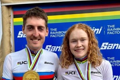 Hatherly i Pieterse amb les medalles.