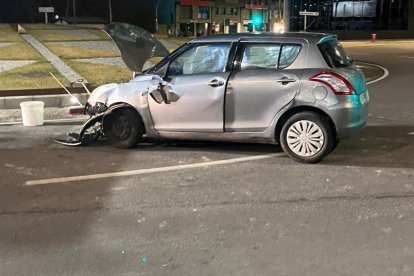 Un dels cotxes implicat a l'accident