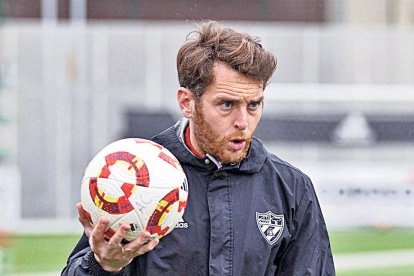 Ibai Gómez, en un entrenament amb el seu anterior club.