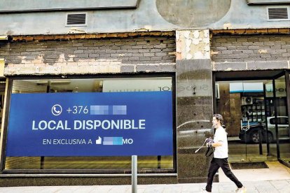 Un local comercial en lloguer al centre de la capital.