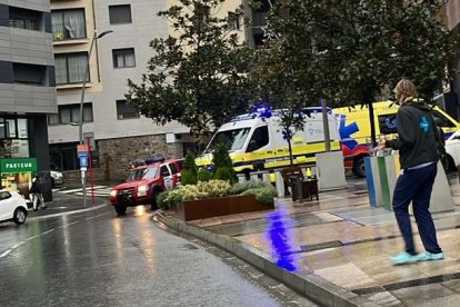 Els cossos d'emergència mobilitzats a Escaldes.