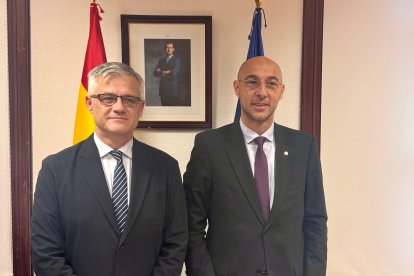 Trobada entre el secretari d'Estat d'habitatge del govern espanyol i Jordi Puy