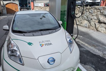 Un dels carregadors de FEDA Solucions.