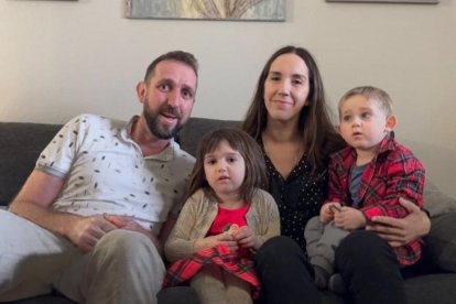 Guillem amb els seus pares, Maria i Jaume, i la seva germana gran, Ares.