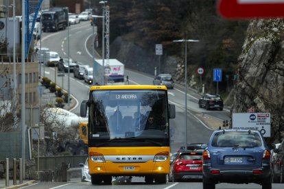 Un autobús de l’L3 a Escaldes-Engordany.