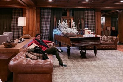 El torero Fran Rivera i Lourdes Montes gaudeixen d'una escapada familiar a Andorra.