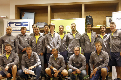 Presentació de l'equip de la Federació Andorrana d'Esquí de la temporada 2016/2017.