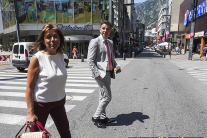 Els cònsols d'Andorra la Vella presenten el tancament al trànsit de l'avinguda Meritxell.