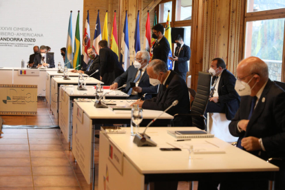 Les delegacions de Portugal i Guatemala a la Cimera