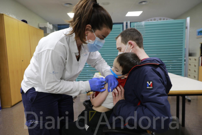 Primer dia de vacunació infantil