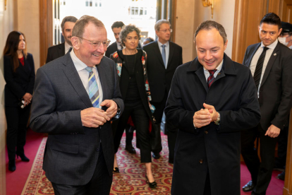 El cap de Govern durant la visita oficial a Luxemburg.