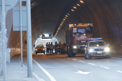 La policia i els bombers han rebut el requeriment a les 17 hores