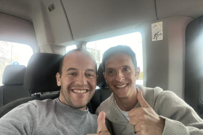 Lluís Cortés i Jordi Escura en la furgoneta de viatge per sortir de Kiev