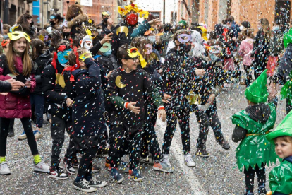 Rua de carnaval a les escoles de la Massana