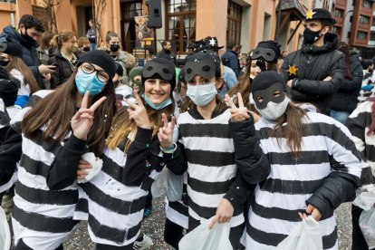 Rua de carnaval a les escoles de la Massana