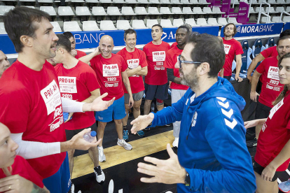 El torneig Pro Am organitzat pel MoraBanc Andorra, amb la participació del comú de la capital, va ser una jornada de bàsquet i bon rotllo que de ben segur que es recordarà.