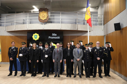 El cap de Govern i la ministra de Justícia i Interior van presidir l'acte de jurament de la nova promoció de la policia