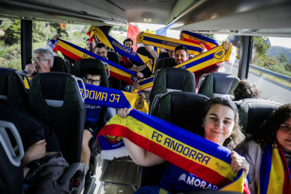 Els aficionats de l'Andorra a l'autobús