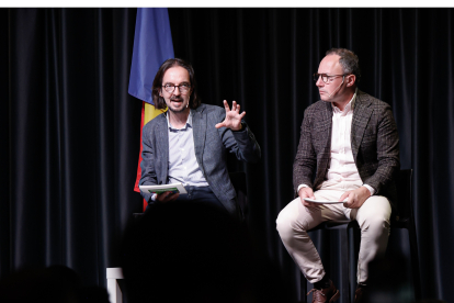 Reunió de poble sobre l'acord associació