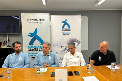 Santi López, David Hidalgo, Carles Visa i Marc Mitjana, ahir a la seu de la FAE.