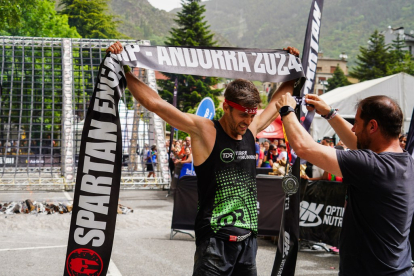 El participant francès, Jonathan Garcia, en l'arribada de la prova.