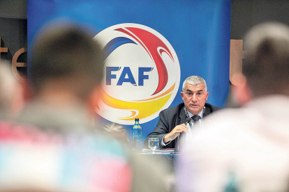 El president de la Federació Andorrana de Futbol, Félix Álvarez, ahir durant l’assemblea.