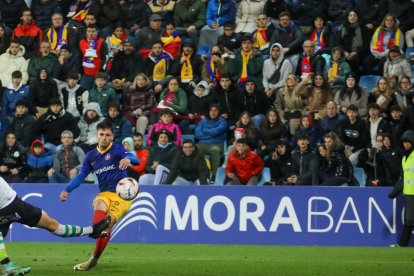 Aficionats, en un duel de l’FC Andorra.