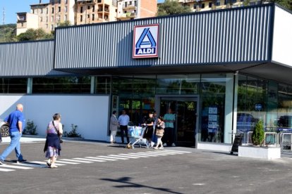 Un dels supermercats que ha obert recentment a la Seu d’Urgell.