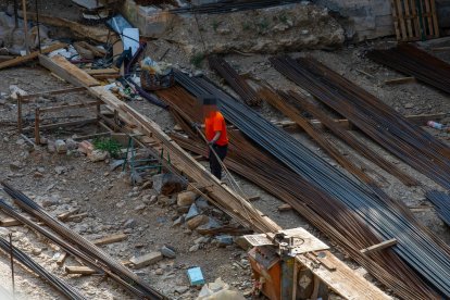 Un treballador de la construcció.