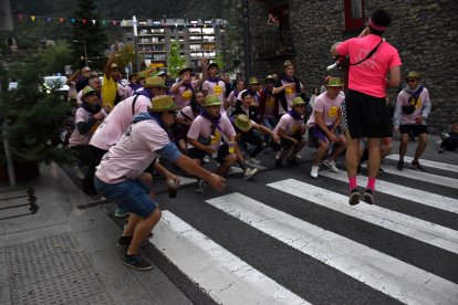 La cercavila va donar el tret de sortida a la festa major d’Encamp.