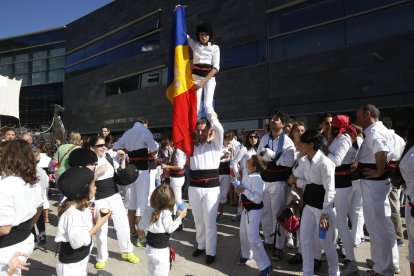 La primera actuació dels Castellers d’Andorra